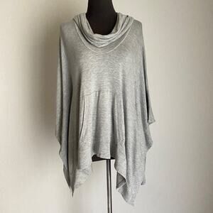 Splendid sz S Short sleeve cowl neck asymmetrical cape tunic shirt‎ blouse